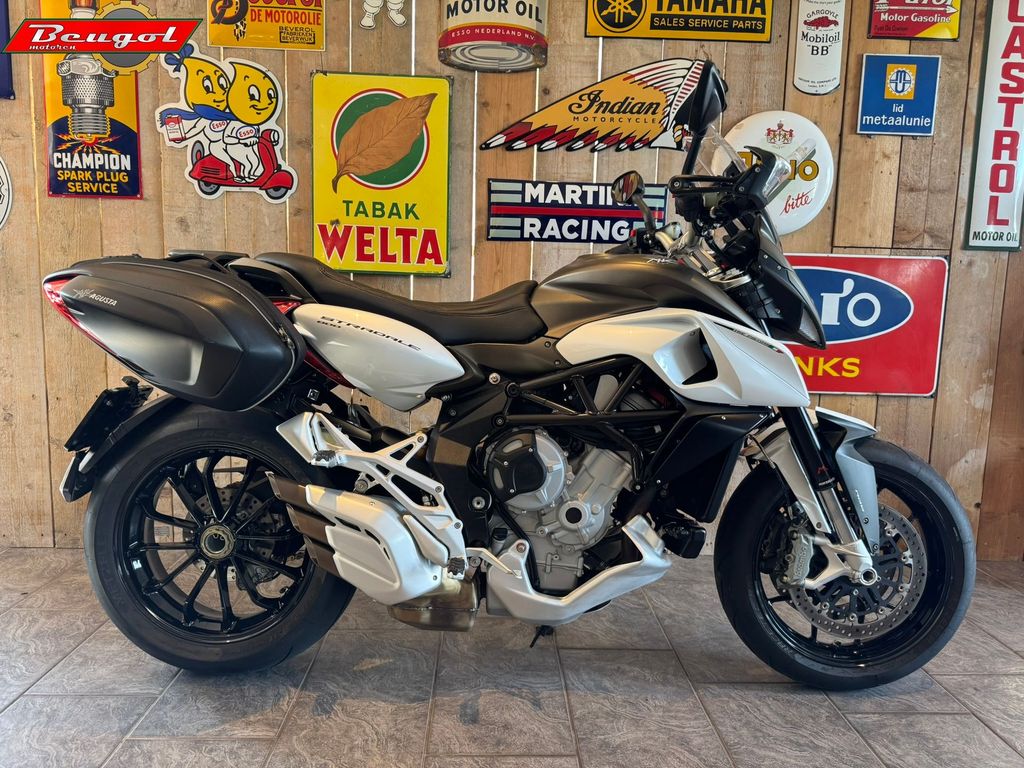 MV Agusta Stradale 800
