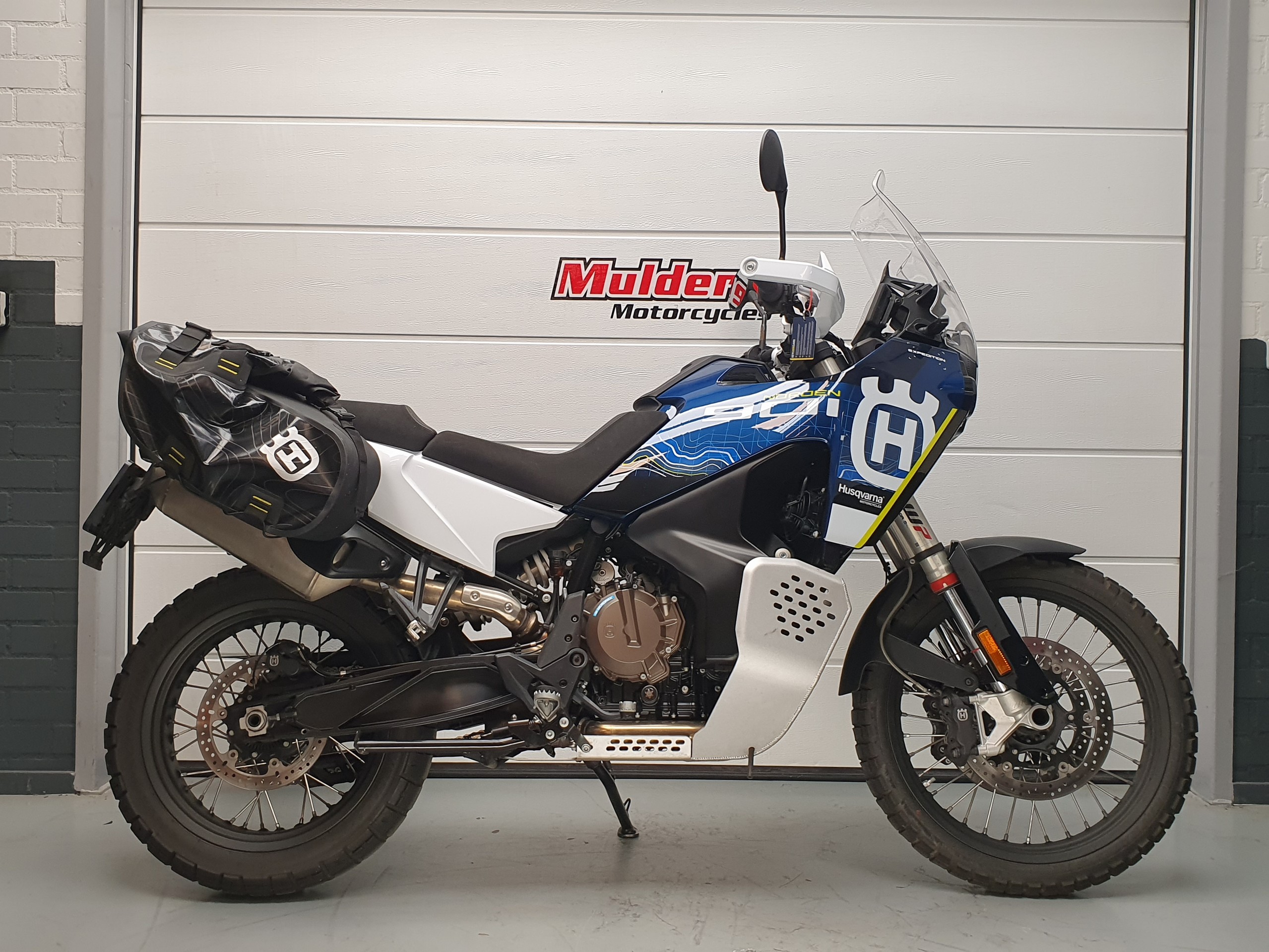 thumb-1