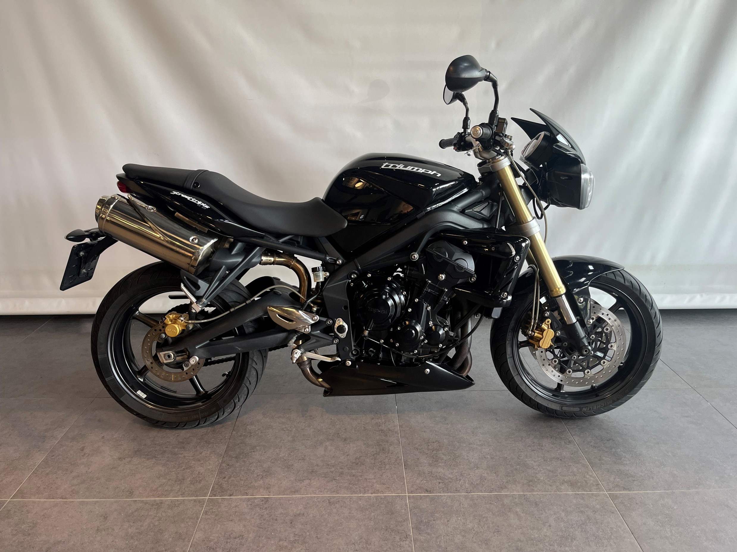 Triumph Street Triple 675