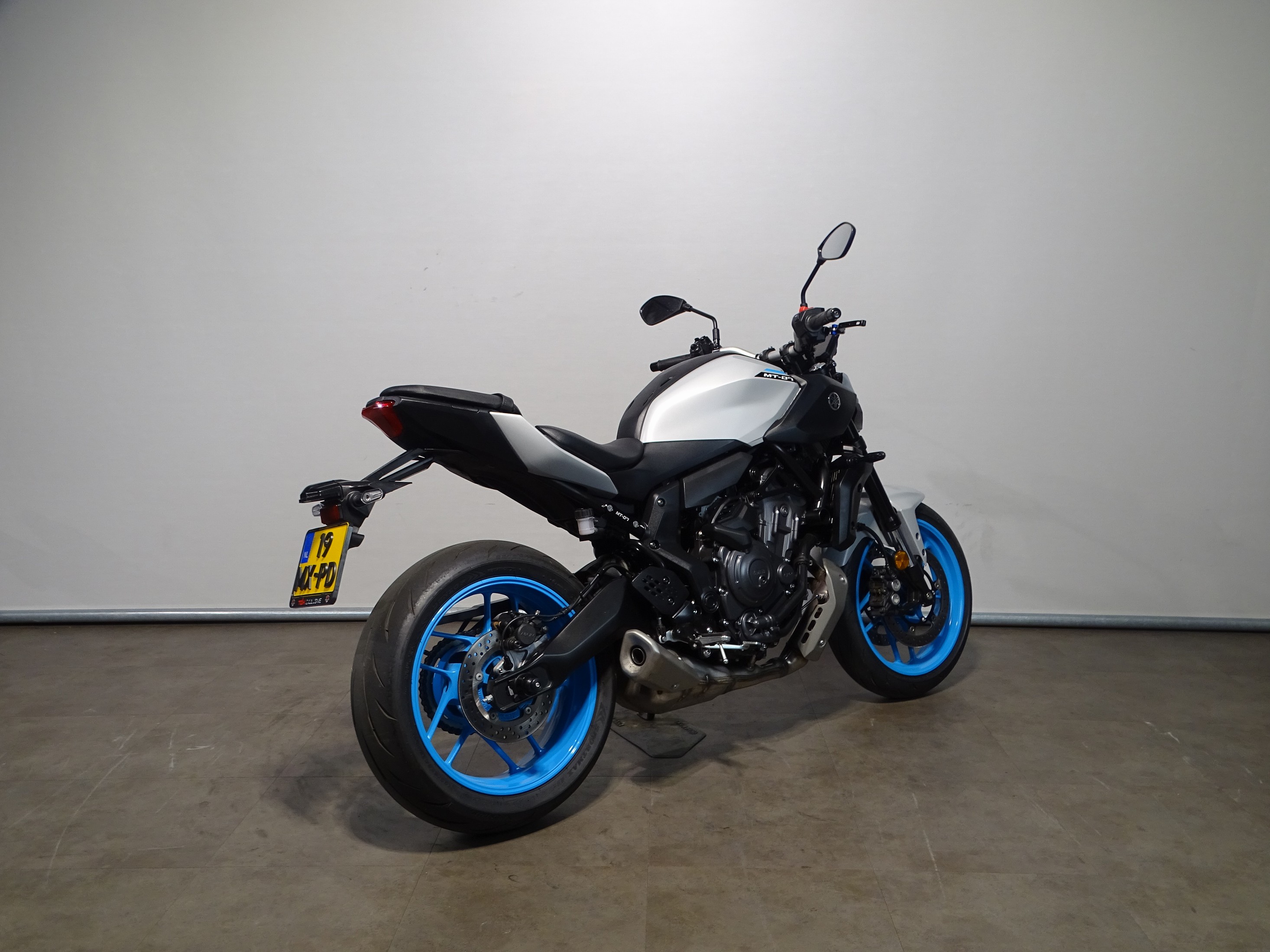 thumb-2