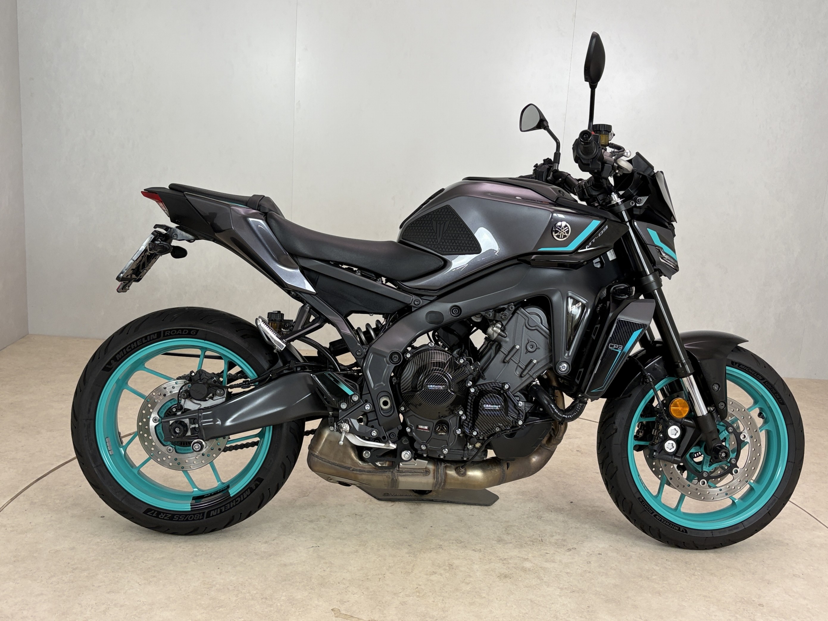 Yamaha MT 25