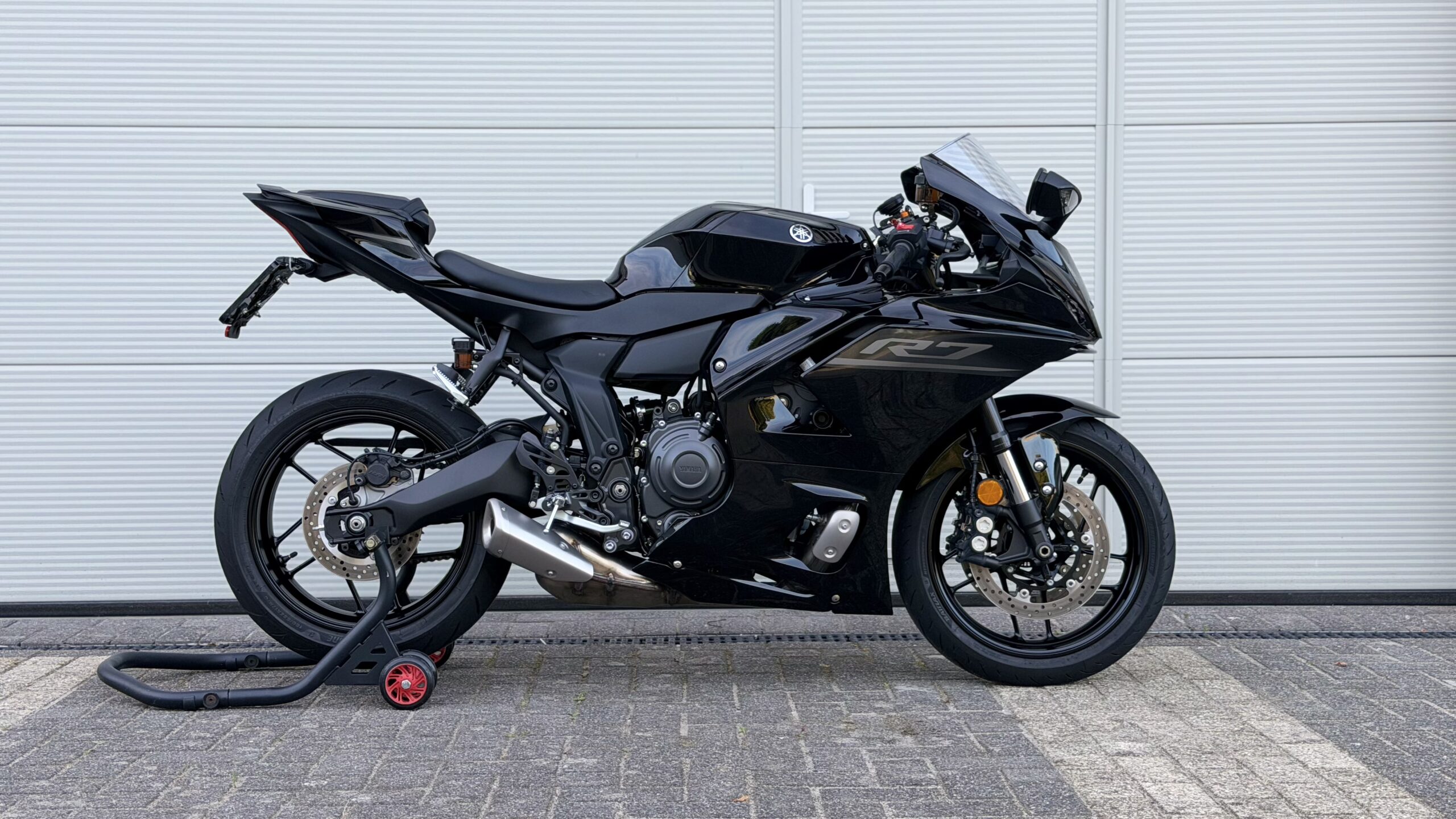 Yamaha YZF-R7