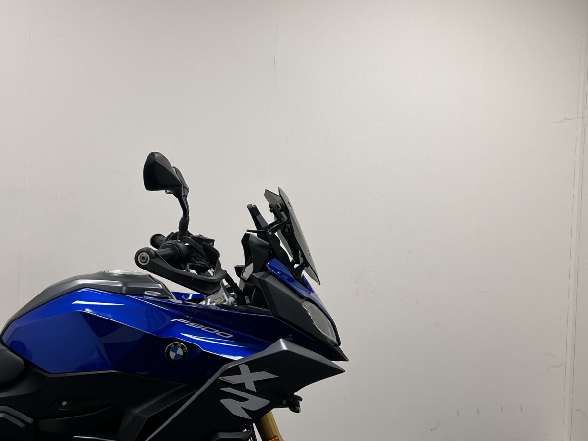 BMW F900 XR