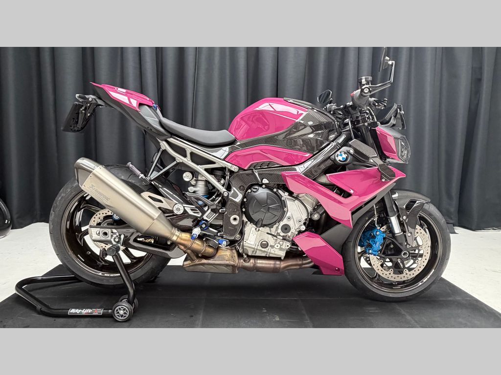 BMW M 1000 R