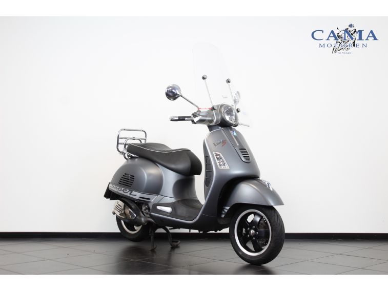 Vespa GTS 300