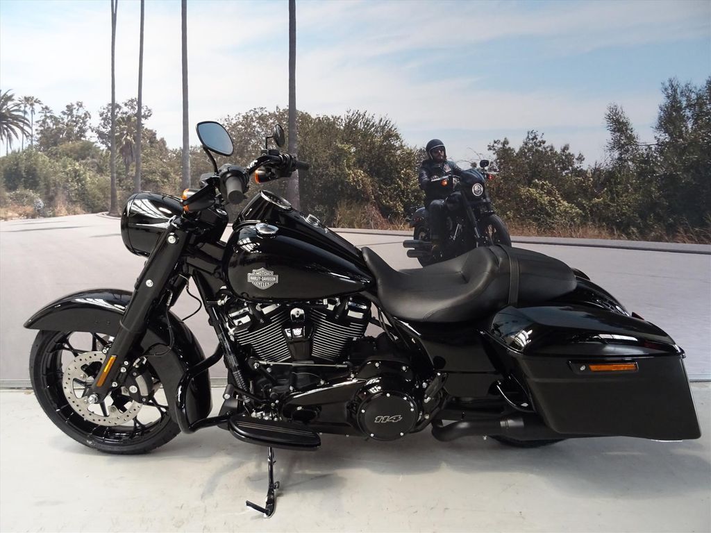 Harley-Davidson FLHRXS Road King Special 114
