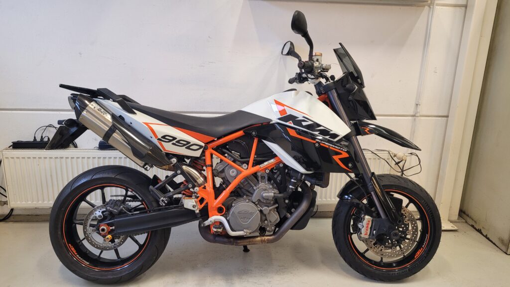 KTM 990 Supermoto