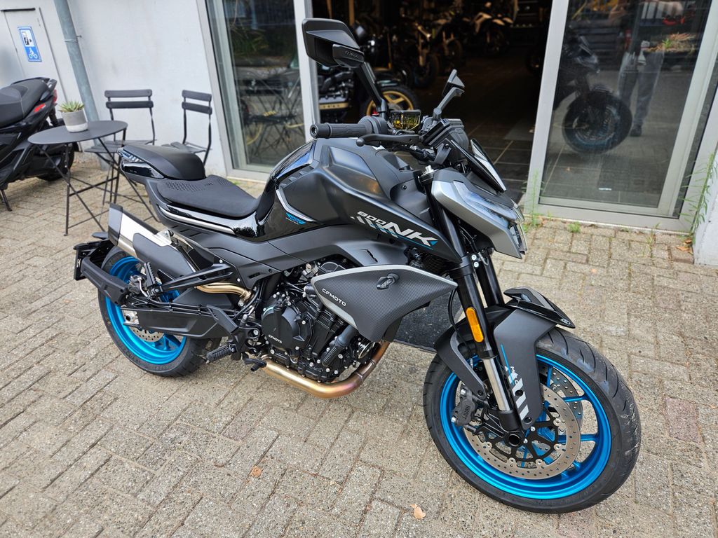 CFMOTO 800 NK Sport