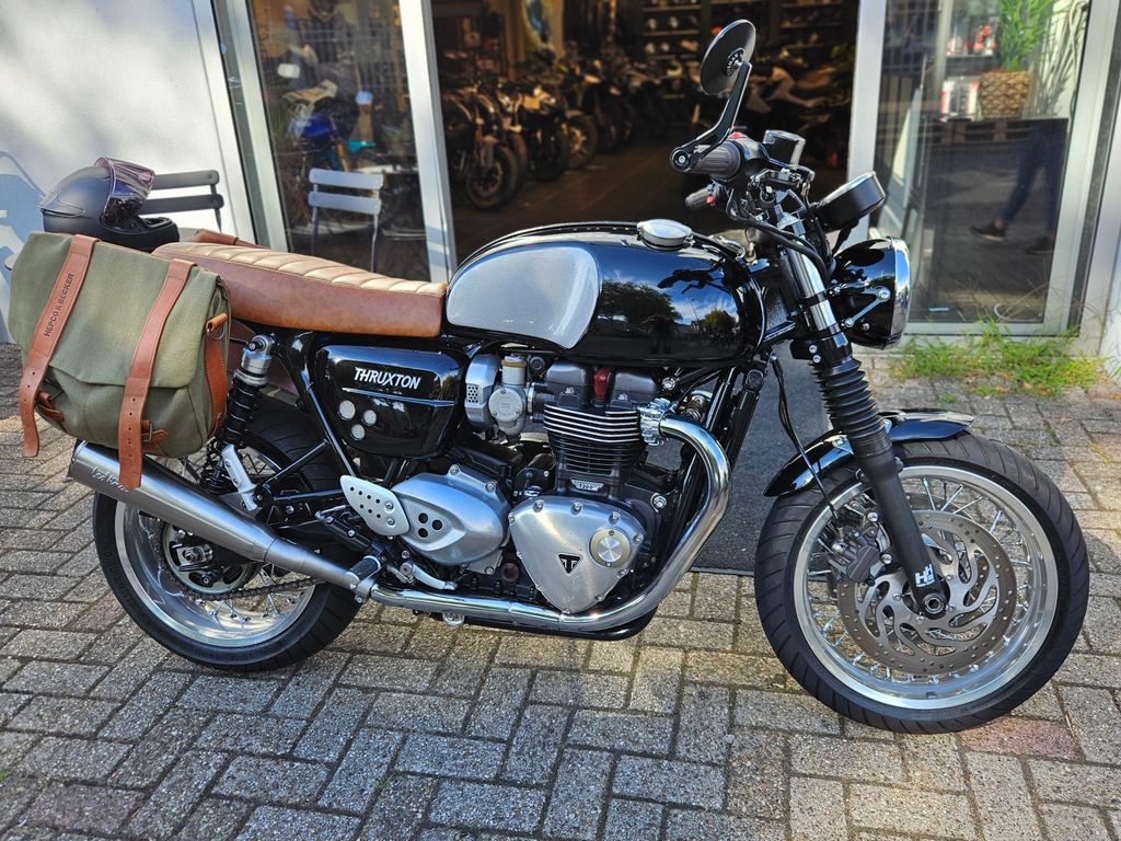 Triumph Thruxton 1200