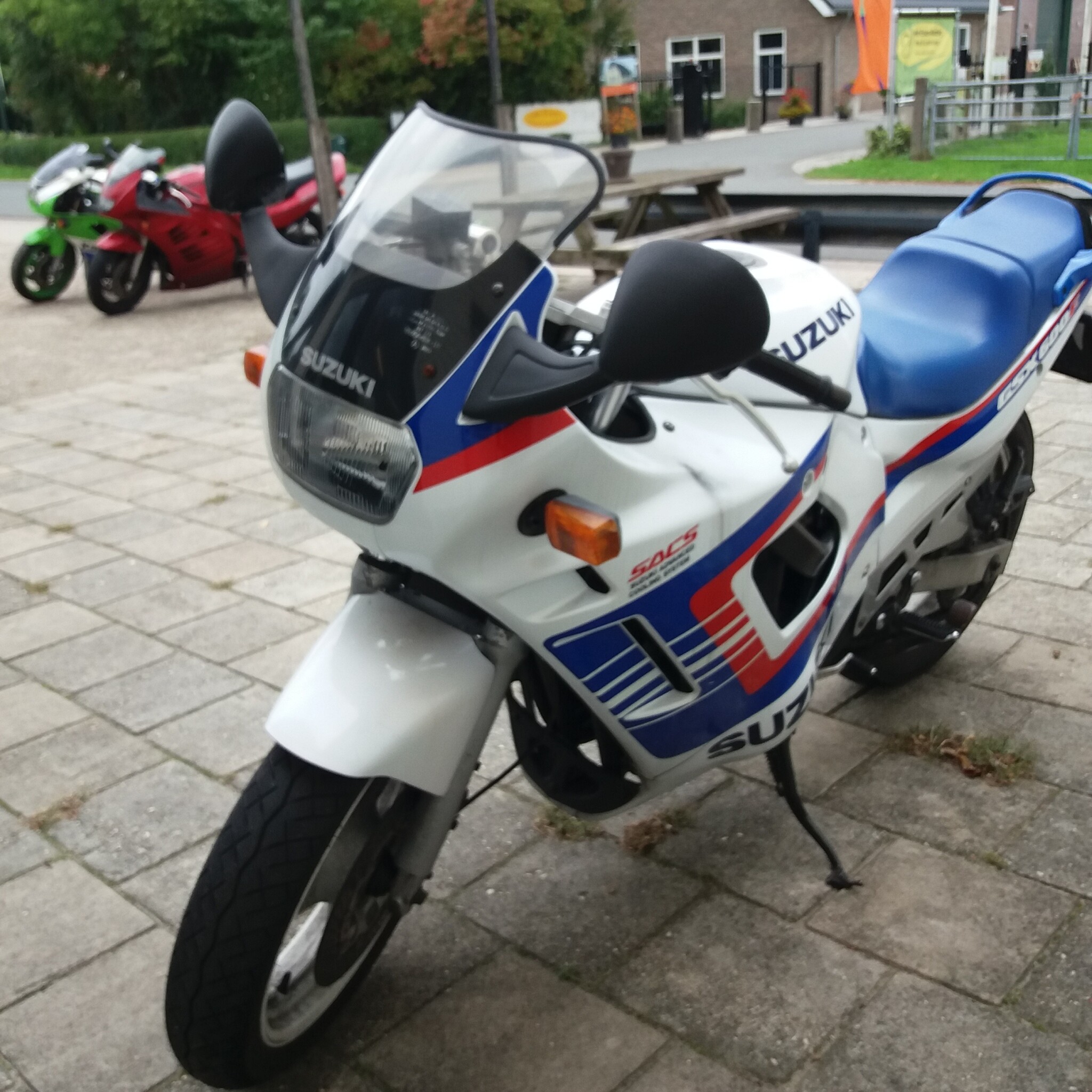 Suzuki GSX 600F