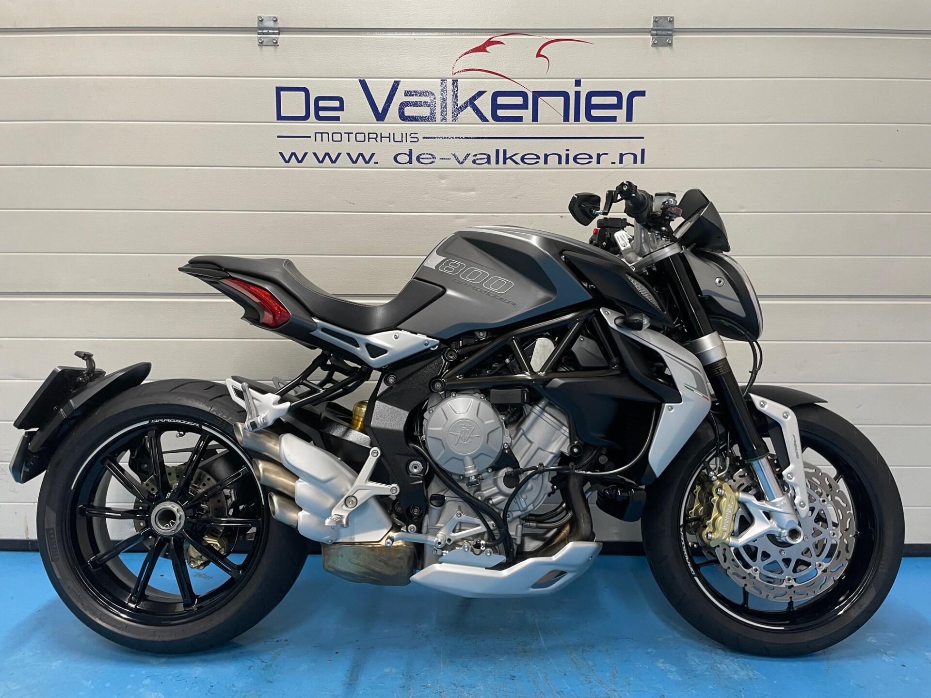 MV Agusta Dragster 800