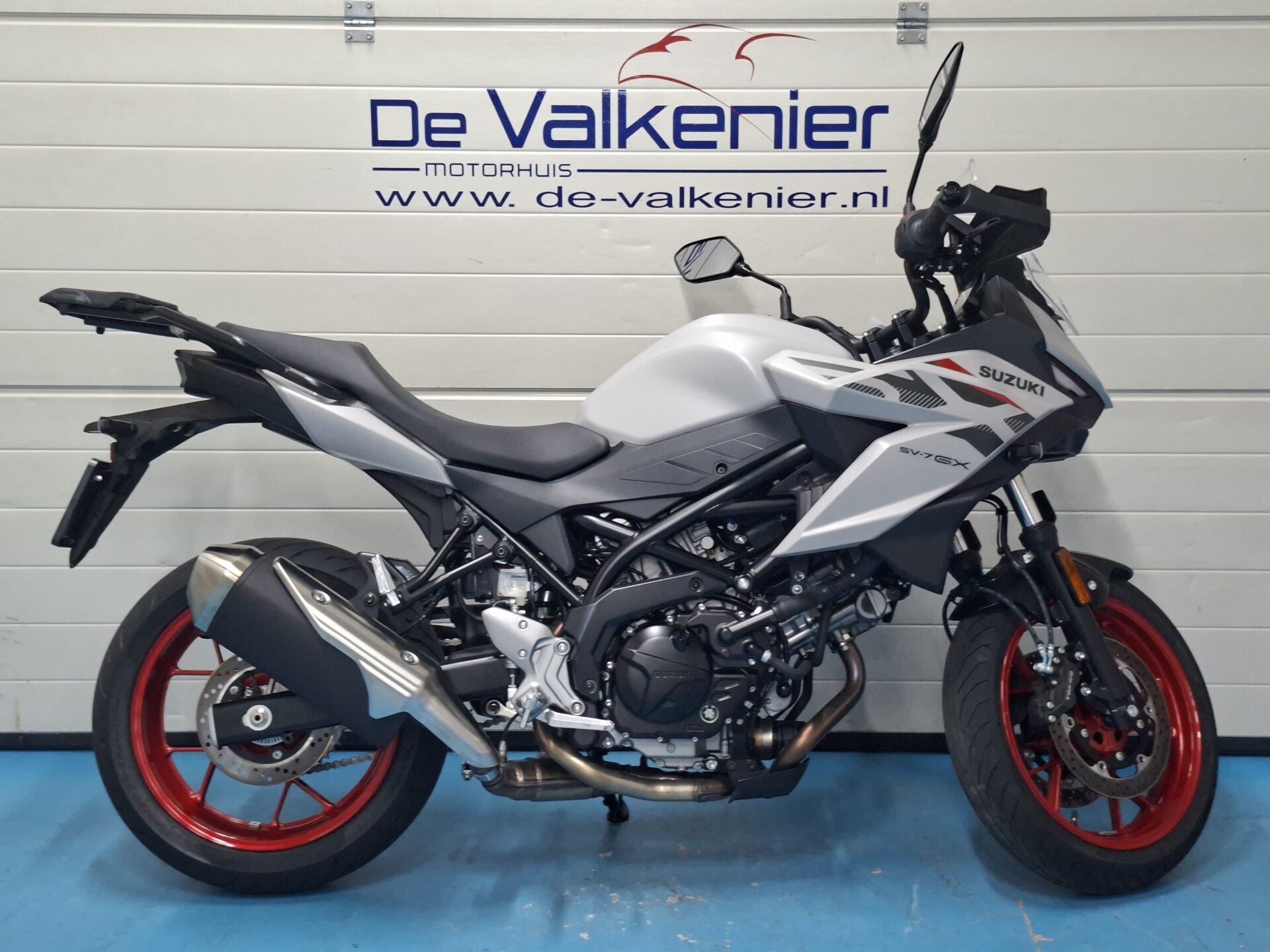 Suzuki SV-7GX