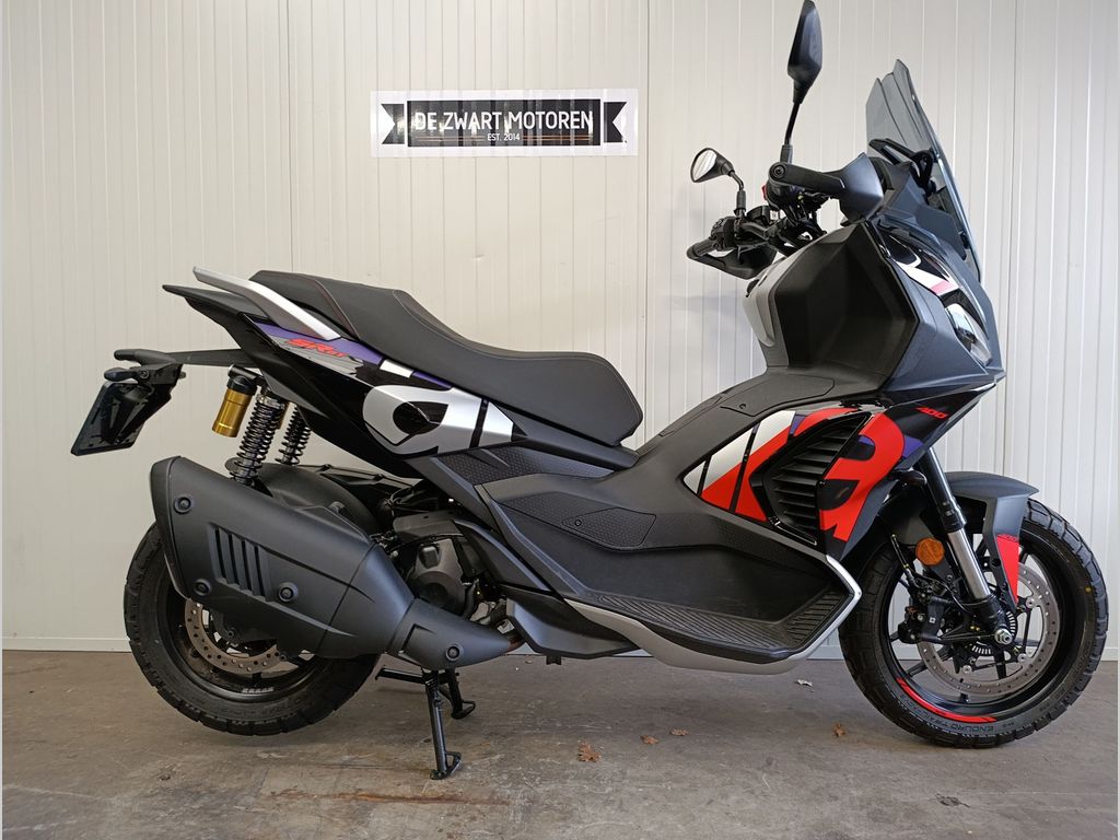 Aprilia SR GT 400