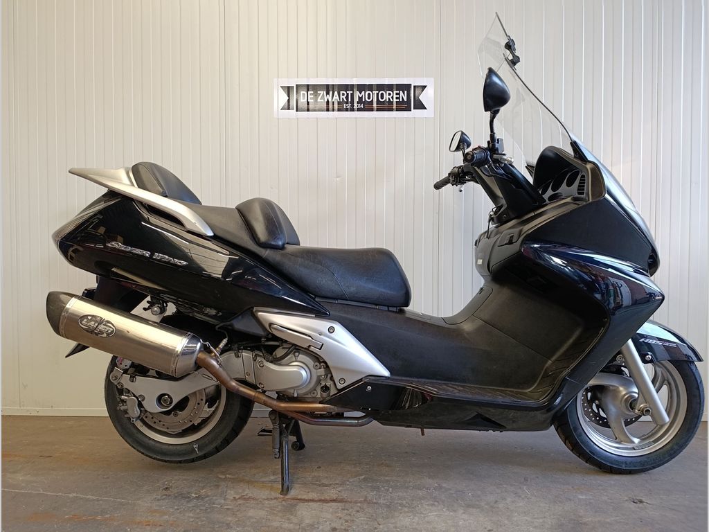 Honda FJS 600 Silver Wing