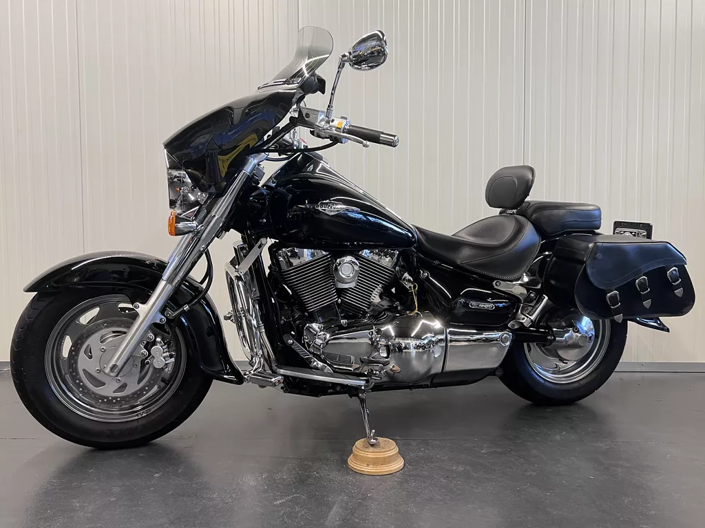 Suzuki Intruder C1500