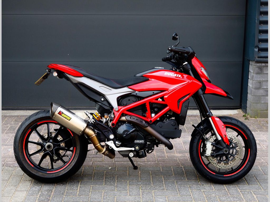 Ducati Hypermotard 820