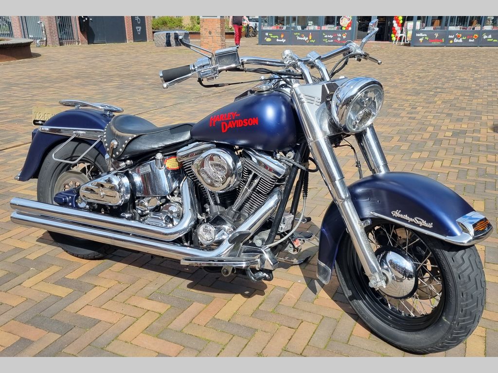 Harley-Davidson FLST Softail Heritage