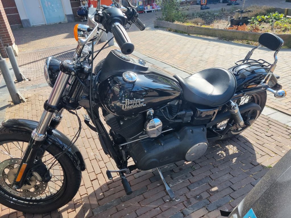 Harley-Davidson FXDB Dyna Street Bob