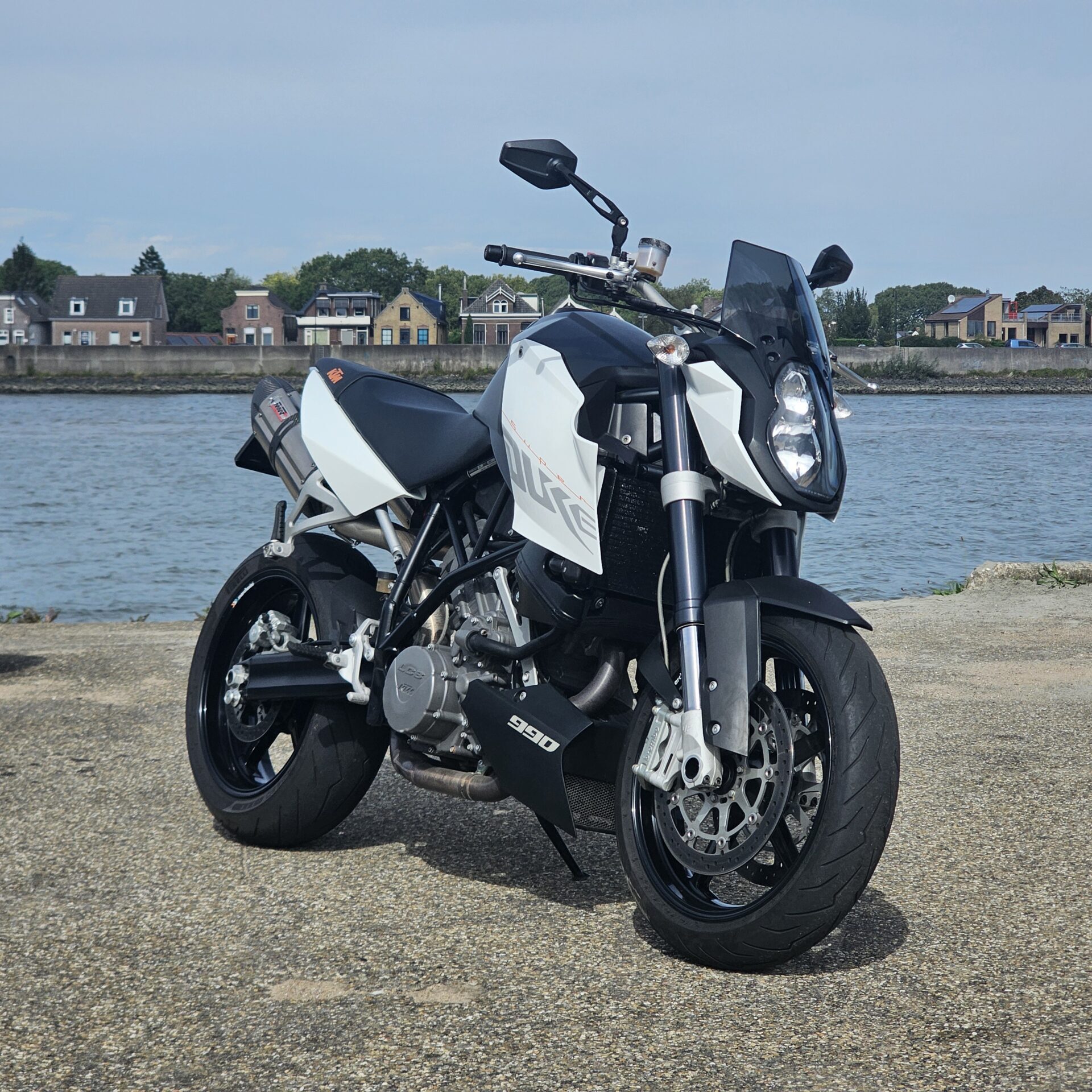 KTM 990 Super Duke