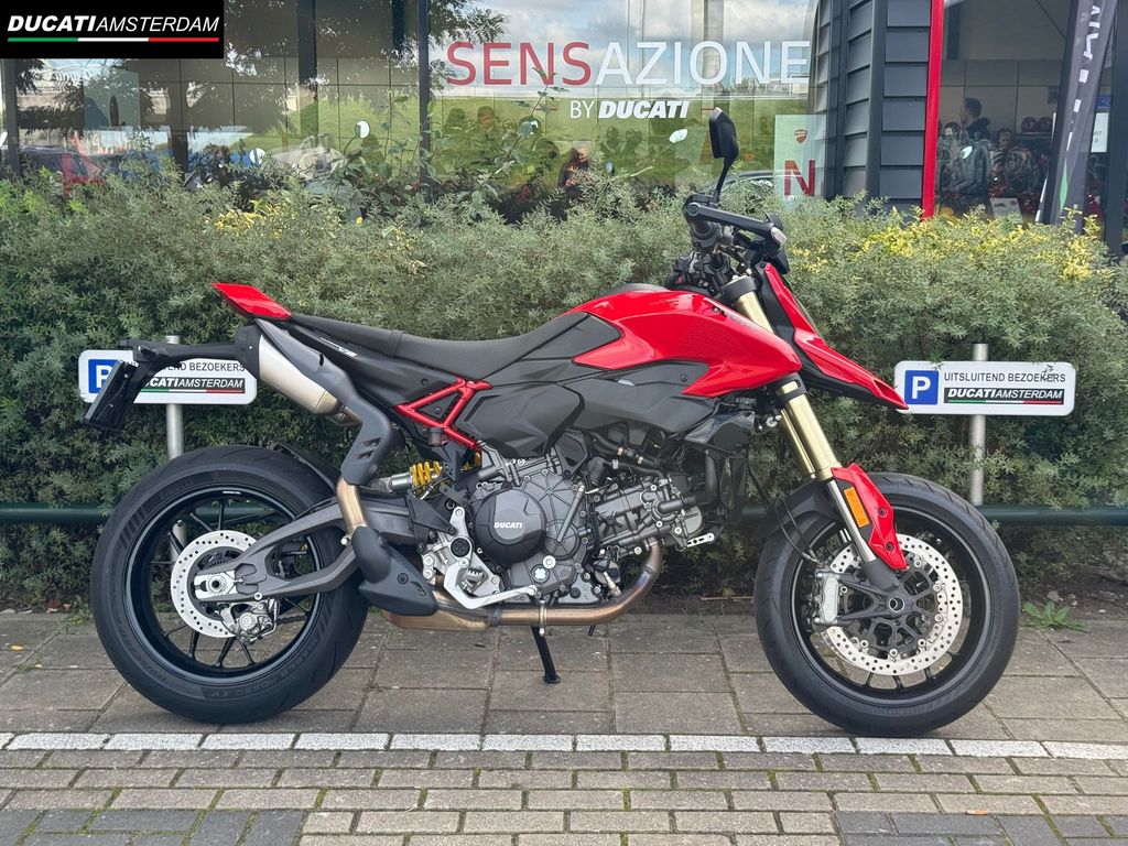 Ducati Hypermotard V2