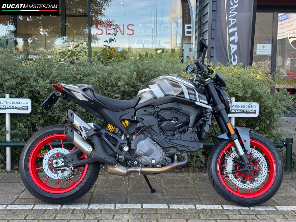 Ducati Monster 937