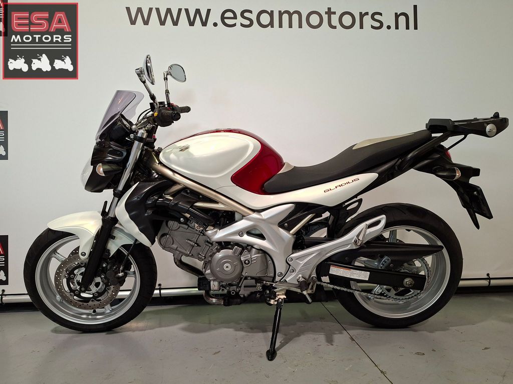 Suzuki SFV 650 Gladius