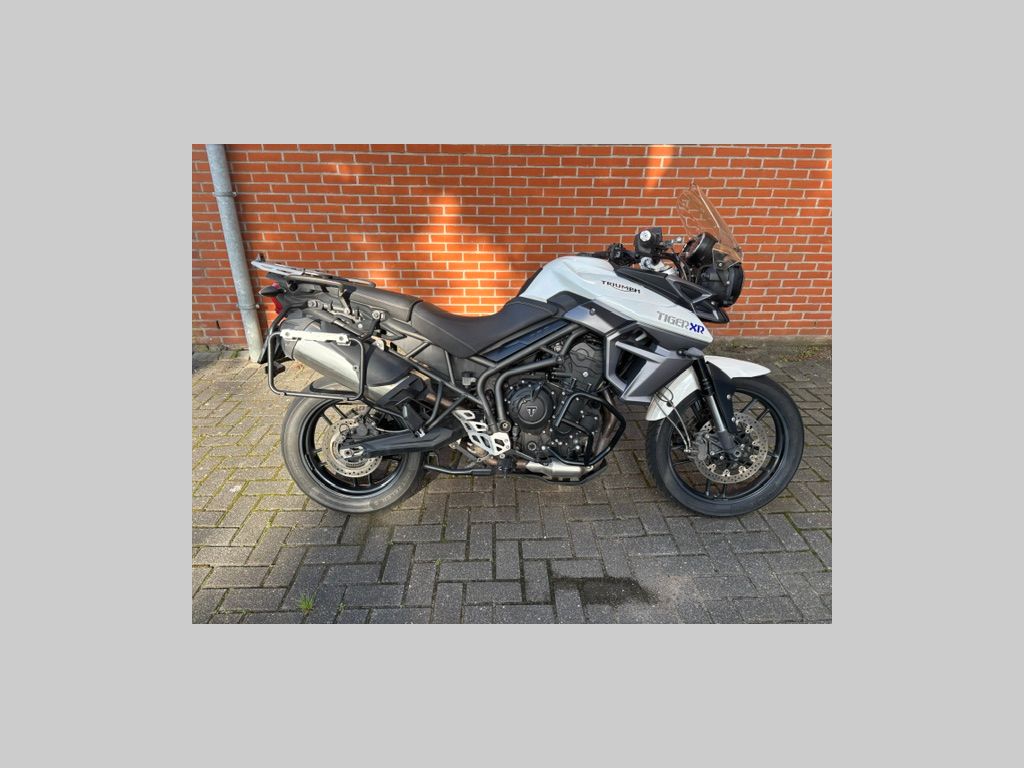 Triumph Tiger 800 XR