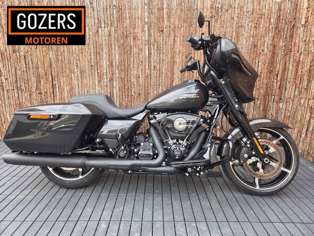 Harley-Davidson FLHXST Street Glide ST