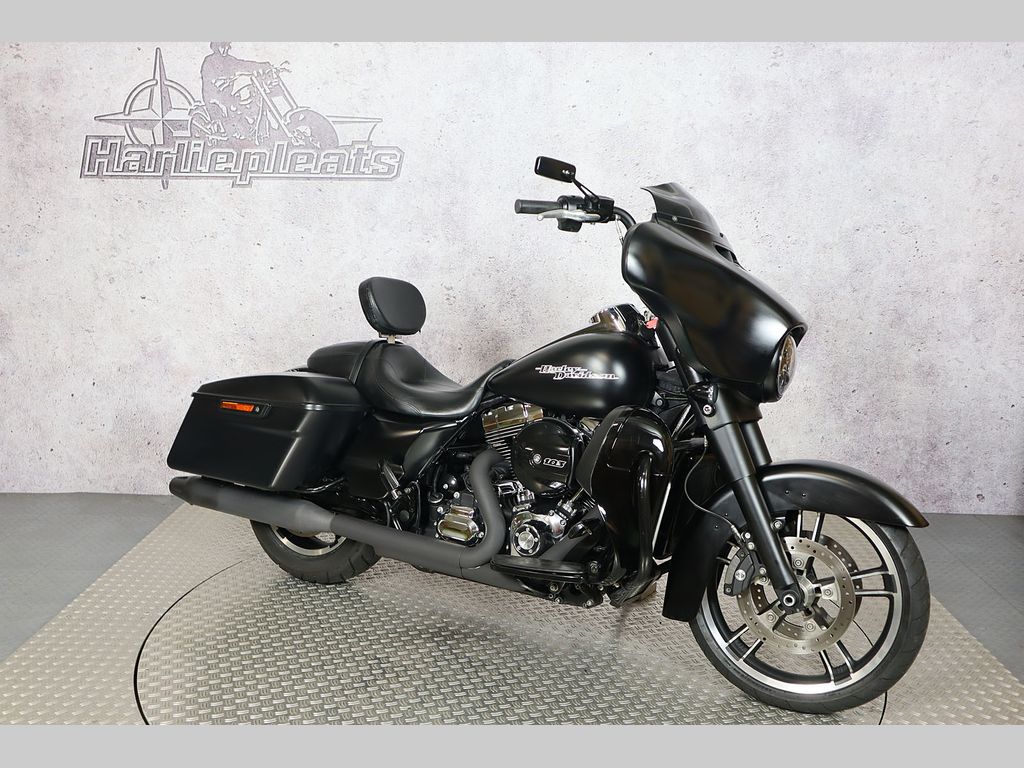 Harley-Davidson FLHX Street Glide