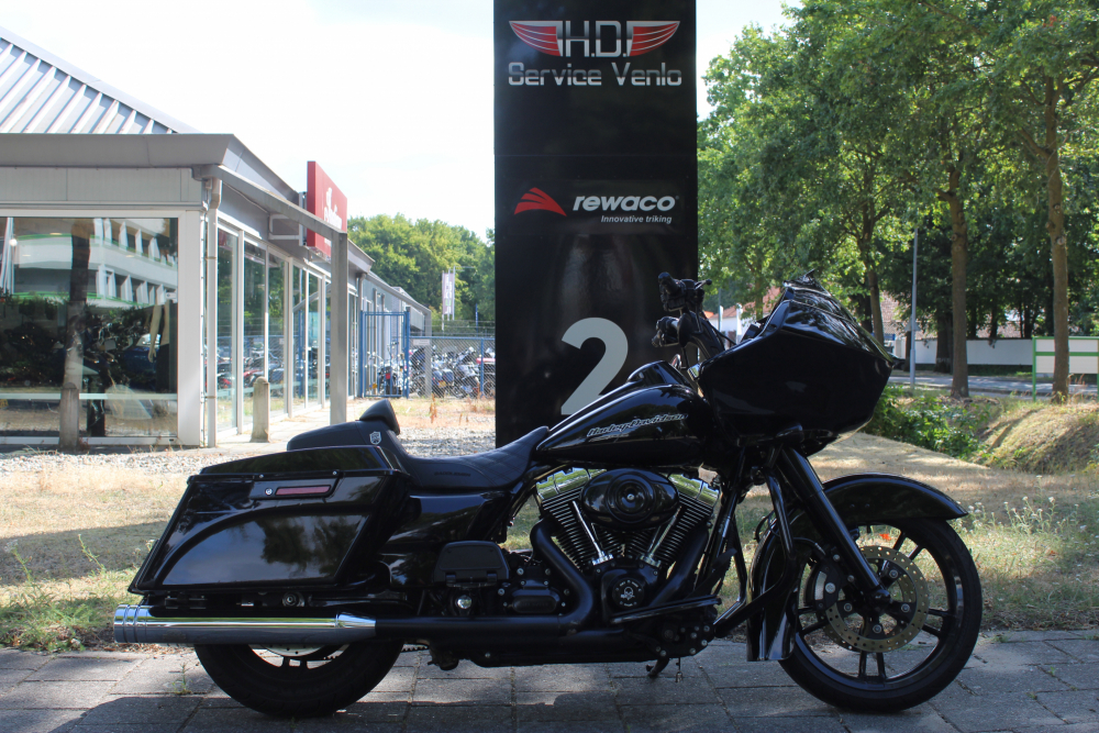 Harley-Davidson FLTRI Road Glide