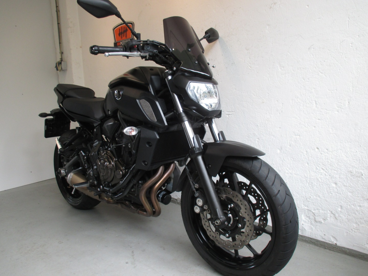 thumb-1