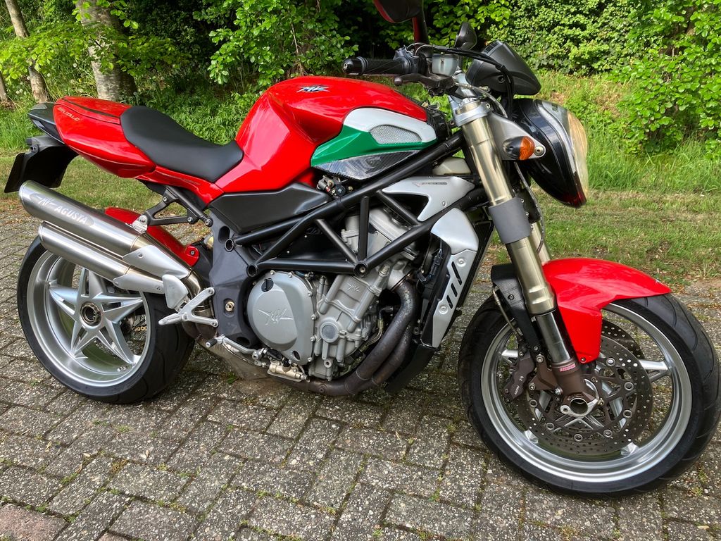 MV Agusta F4 750