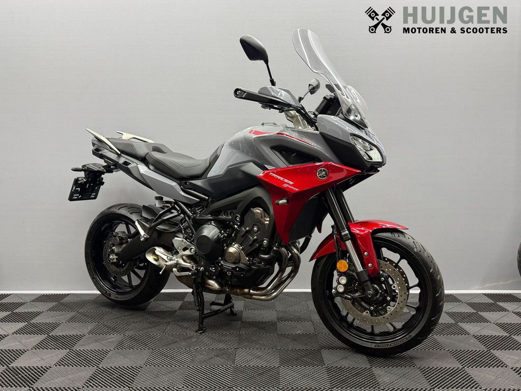 Yamaha Tracer 900