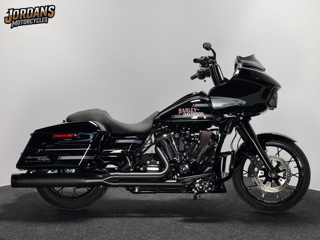 Harley-Davidson FLH Electra Glide Revival
