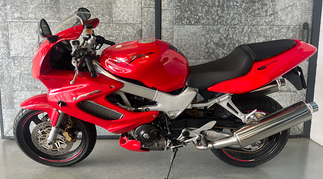 Honda VTR 1000F Firestorm