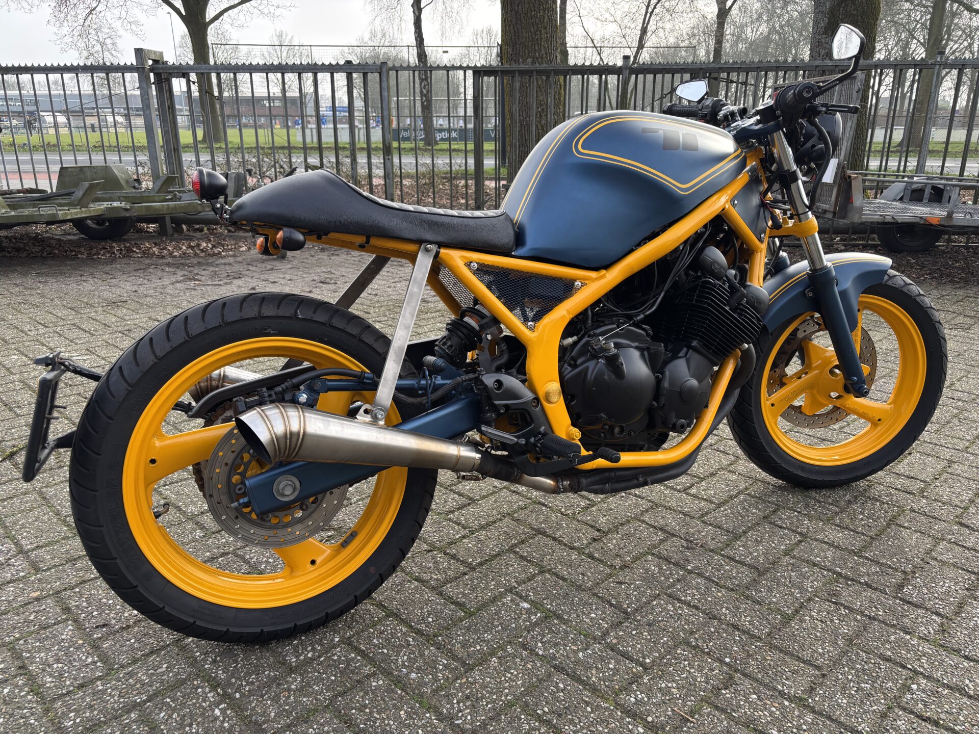Yamaha XJ 600N