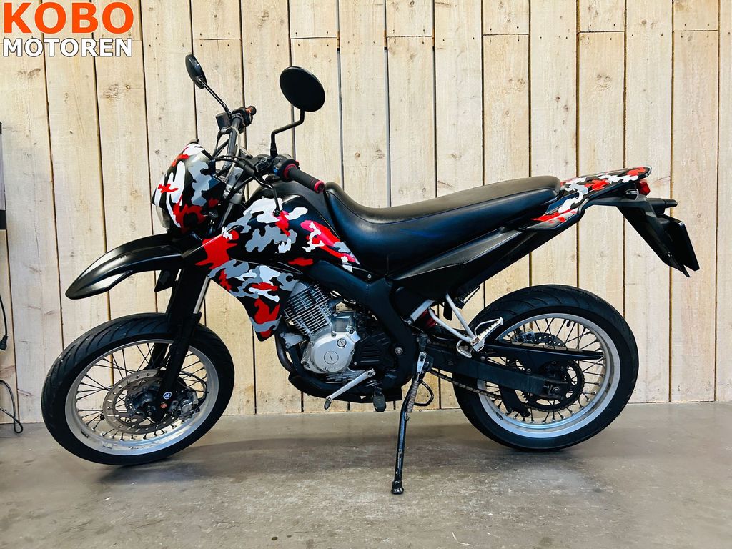 Yamaha XT 125