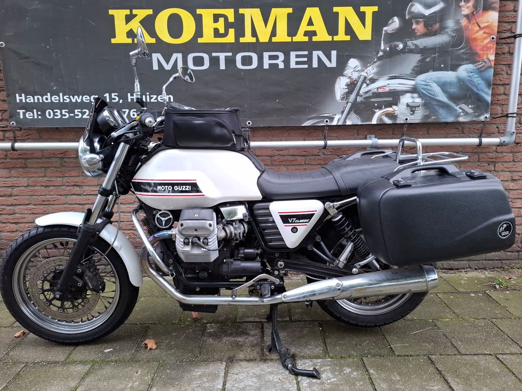 Moto Guzzi V7 750 Classic