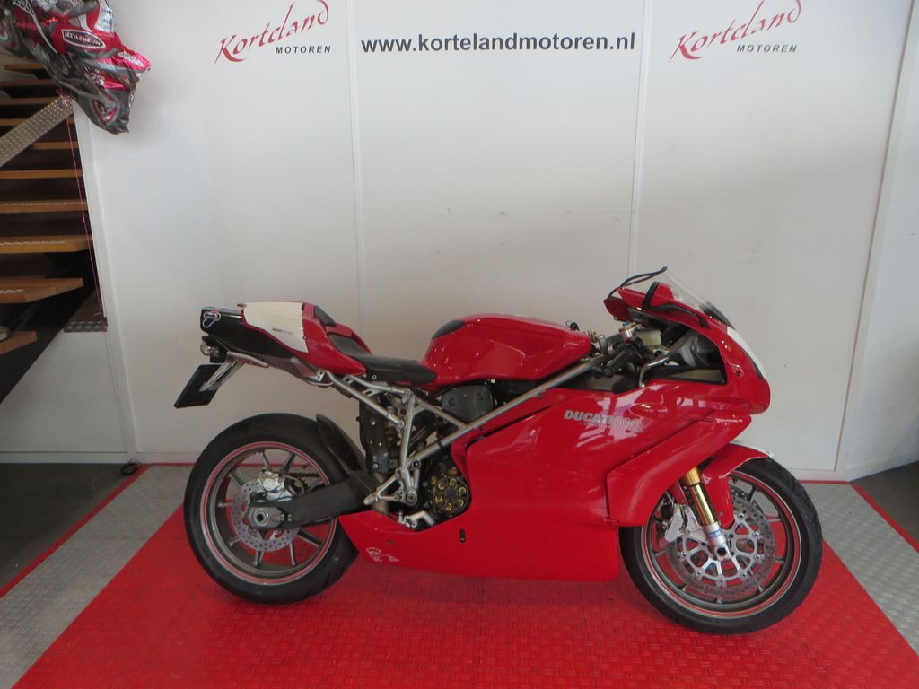 Ducati 999 S