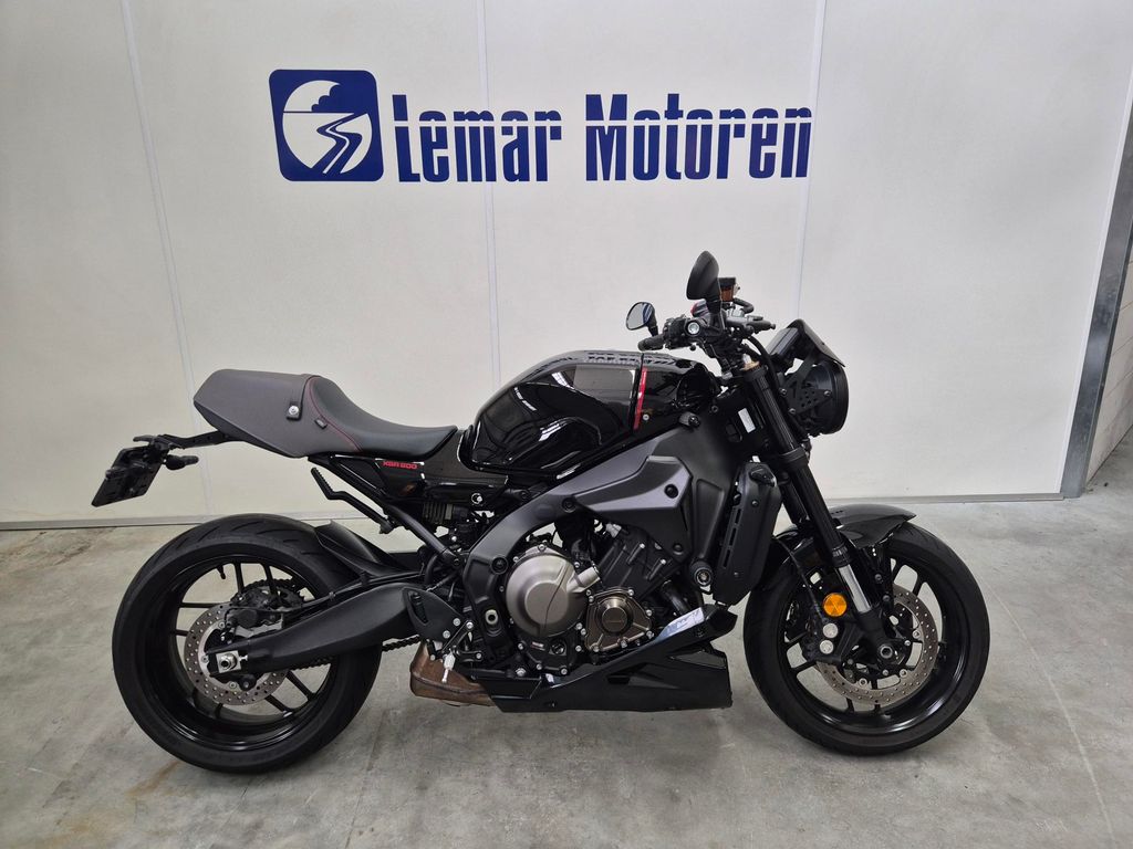 Yamaha XSR 900