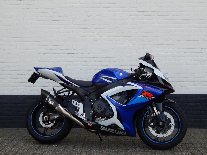 Suzuki GSX-R 750