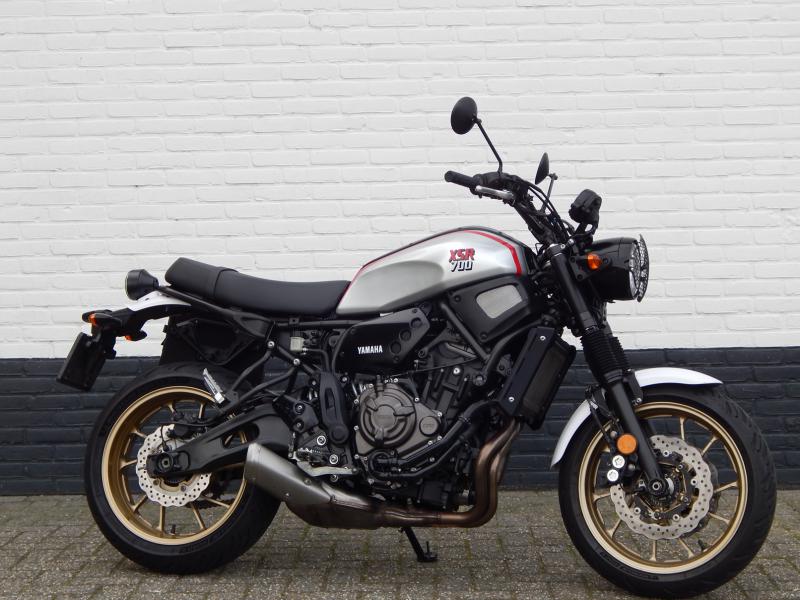 Yamaha XSR 700 XTribute
