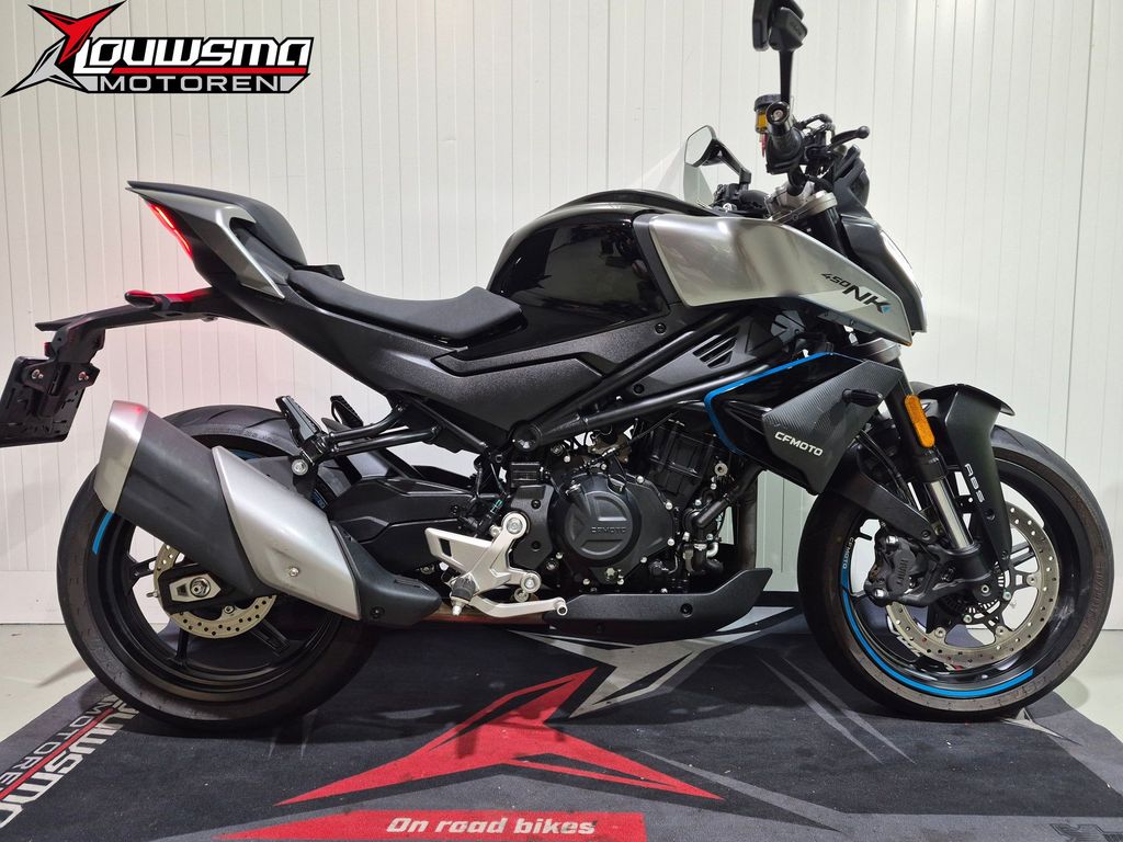 CFMOTO 450 NK