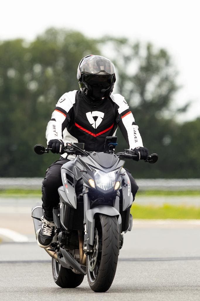 Suzuki GSX 750S