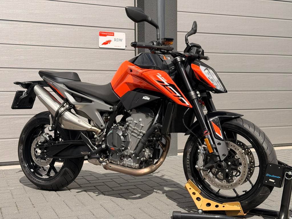 KTM 790 DUKE