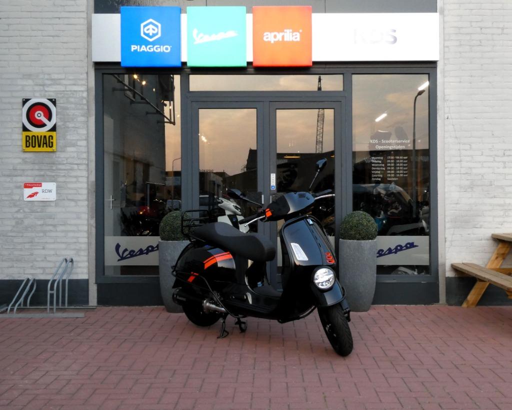 Vespa GTV 300 SEI GIORNI