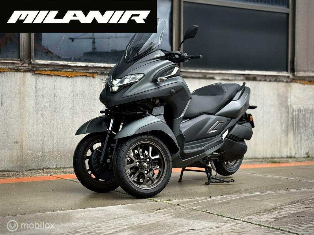 Yamaha Tricity 300