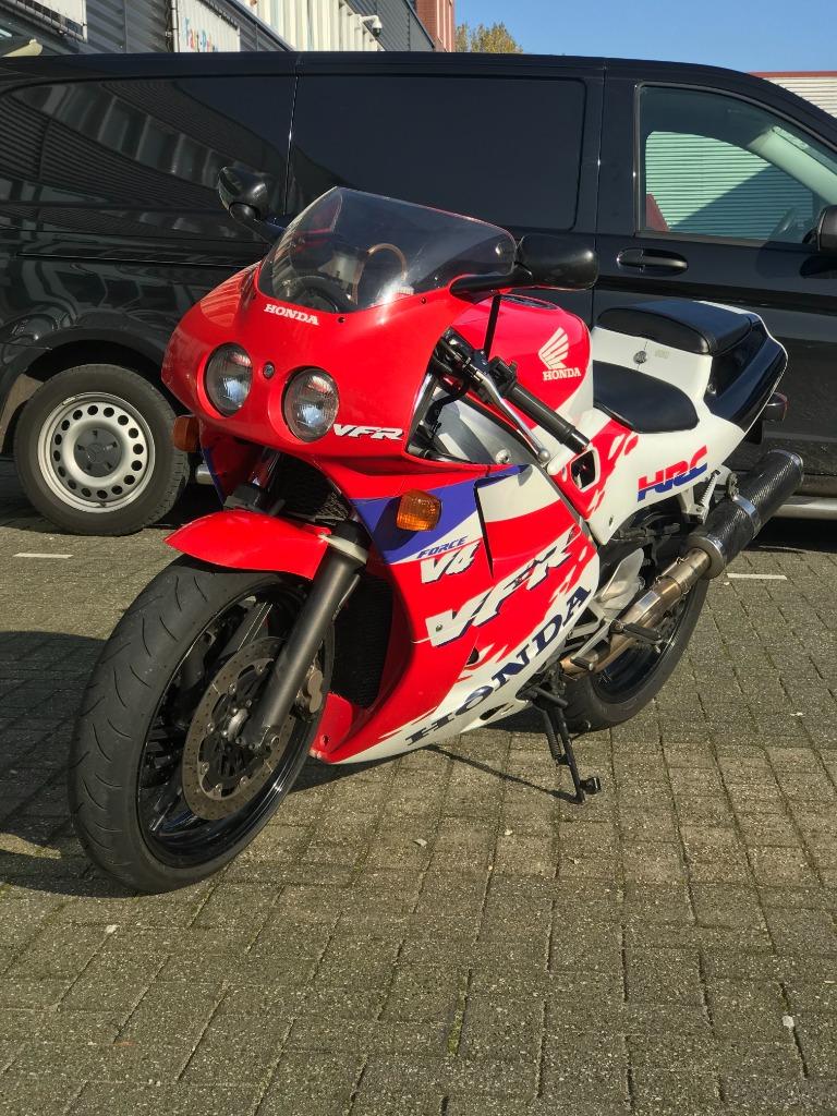 Honda VFR 400R NC30