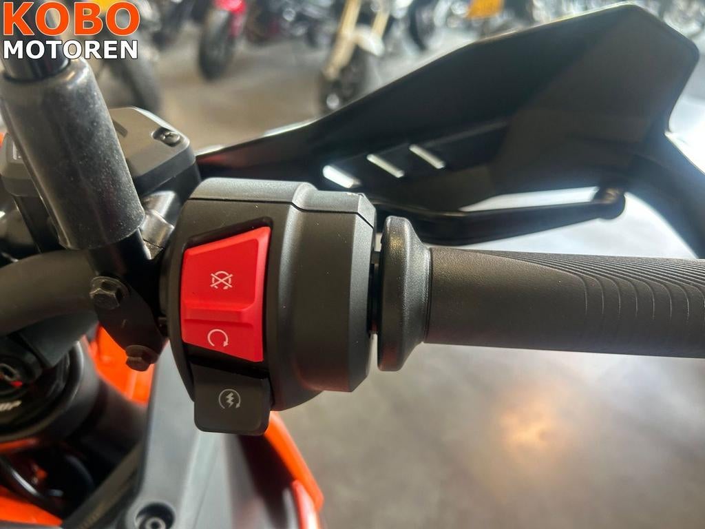 thumb-13
