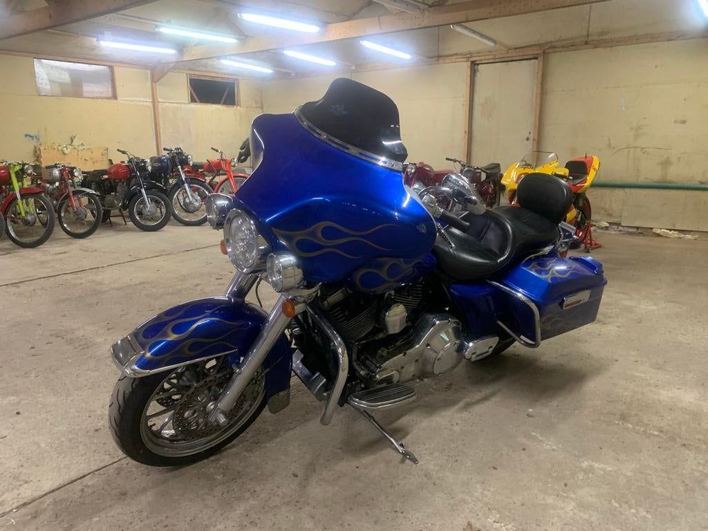 Harley-Davidson FLSTSE Softail Convertible CVO